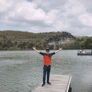 Meet your Posher, Hùng